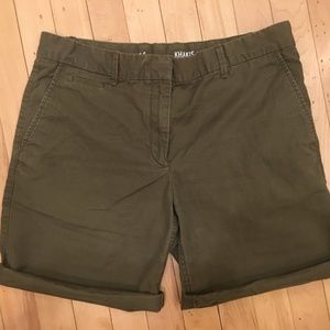 Gap Boyfriend Roll Up Khaki Shorts